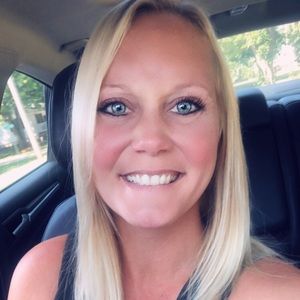 Meet your Posher, Renee